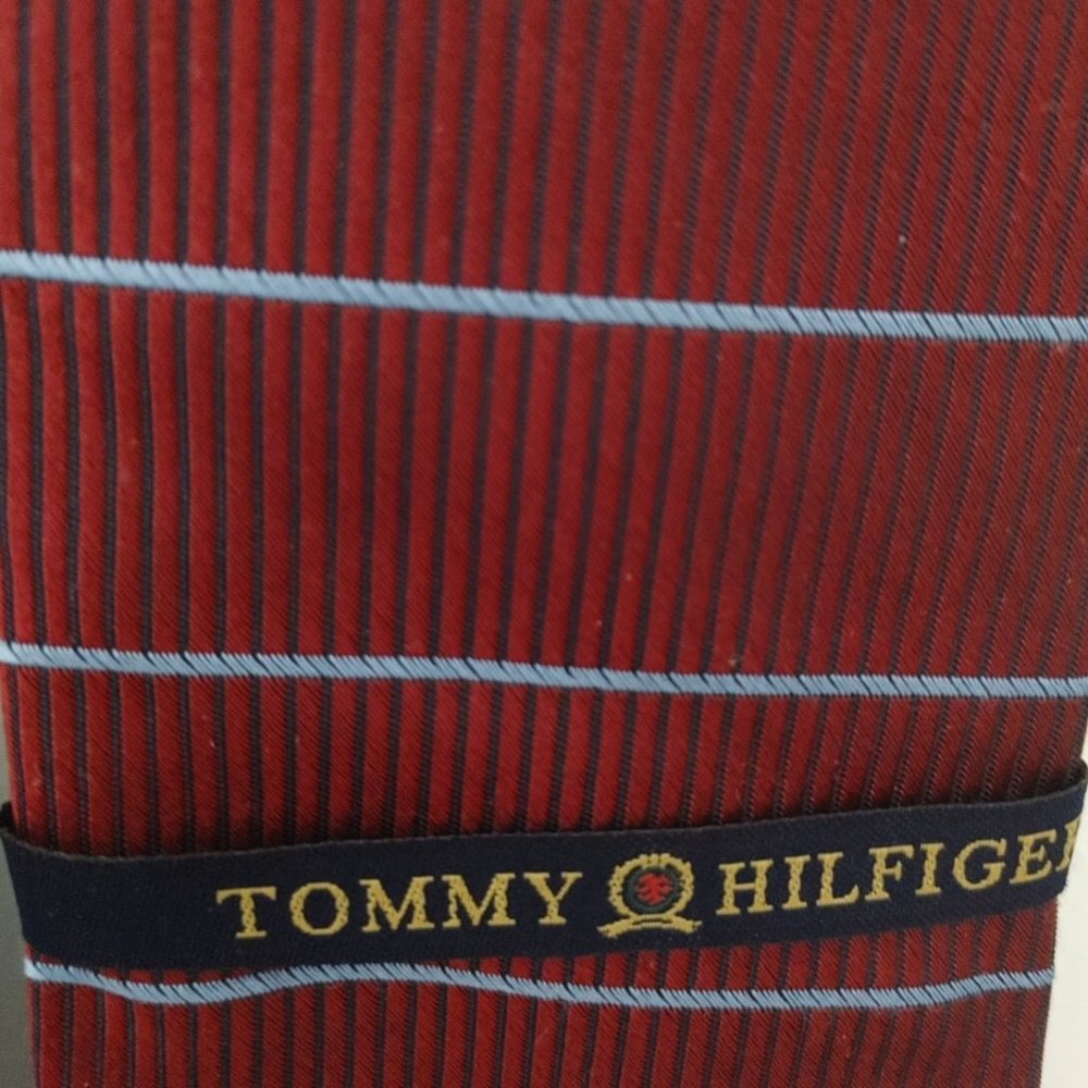 Tommy Hilfiger Men's Red Silk Tie